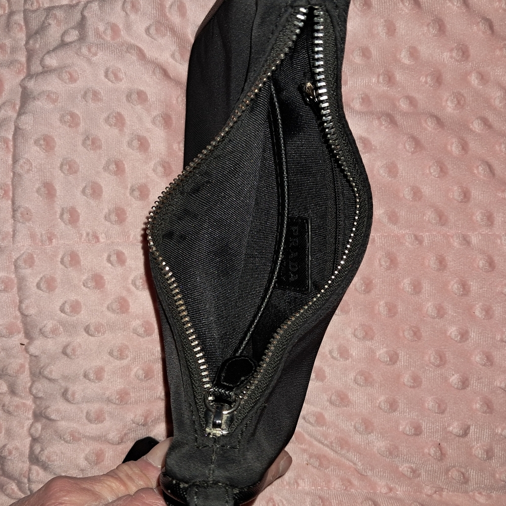Prada  Reidition 2005 Purse - Picture 3 of 9
